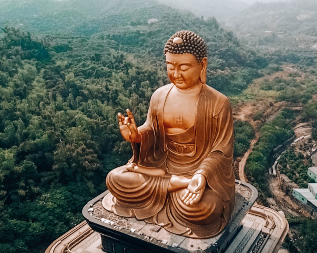 Best Things to do in Kaohsiung Taiwan - visit the giant buddha
